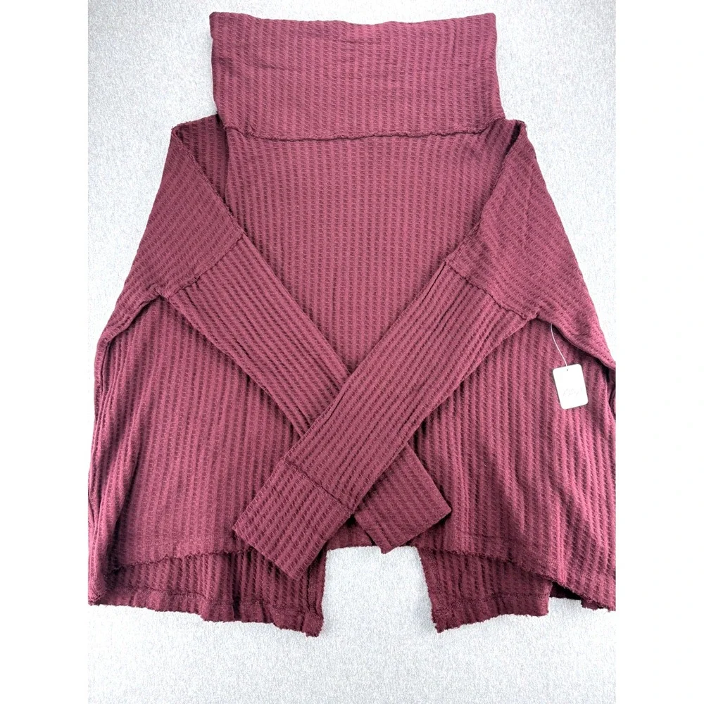 Free People Long Sleeve Womens M Thermal Waffle Knit Crop Top Cowl Neck Plum NWT